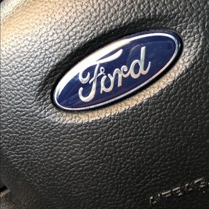 Meet your Posher, Lily